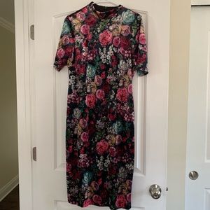 Gorgeous velvet floral mock neck Adrianna Papell dress!